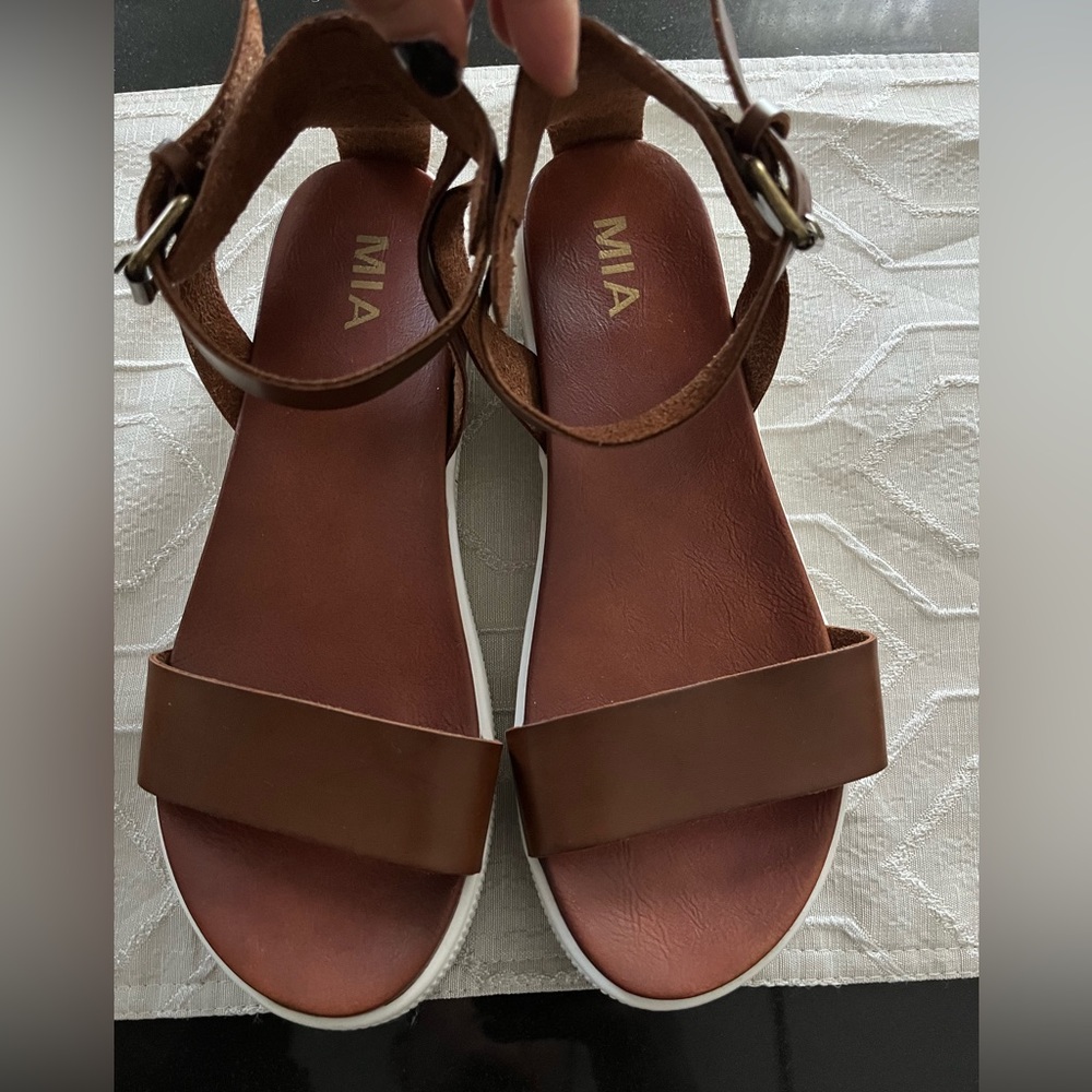 MIA Womens Ellen Ankle Strap Platform Athletic Sandals Casual - cognac